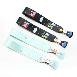 Colorful fabric bracelet for hand wear design sample free