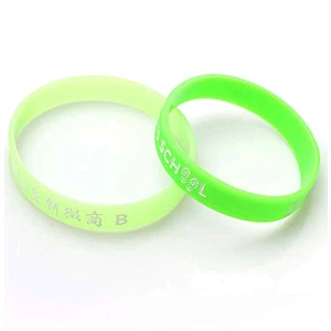 Hot sale waterproof sport silicone customized glow in the dark wristbands event world cup