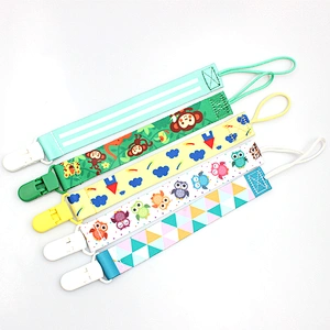 Wholesale durable custom eco friendly pacifier clip for baby
