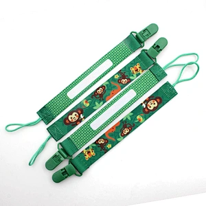 Top quality Wholesale Baby Pacifier Holder With Plastic Clip
