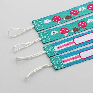 Wholesale lovely design baby feeding personalized pacifier clip