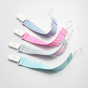 Wholesale eco-friendly baby holder chain pacifier clip