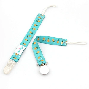 Wholesale durable custom eco friendly pacifier clip for baby