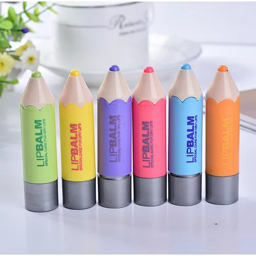 2017 New shape plastic good quality moisturizing lipstick pen lip balm pencil