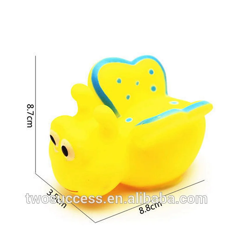 Wholesale Floating Ducks Baby Bath Toy Lovely Animal Plastic Water Play Baby Bath Toys With Sound Squeeze