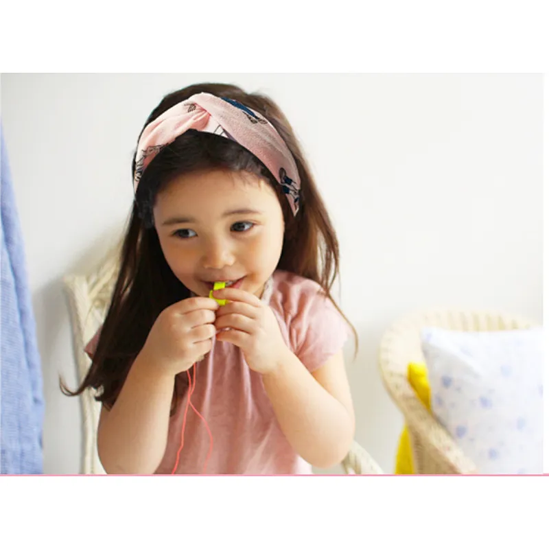 Wholesale 32 Pattern Fashion Handmade Fabric Elastic Plaid Baby Girls Tie Headbands