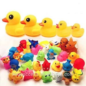 Children cute animal plastic water play with sound squeeze baby bath toys