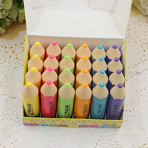 2017 New shape plastic good quality moisturizing lipstick pen lip balm pencil