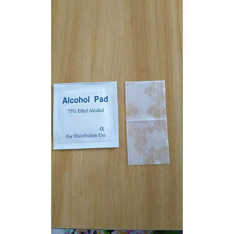 Ready to ship  6*3cm 100pcs cleaning disinfecting sterilization cotton isopropyl disposable 75% alcohol pads