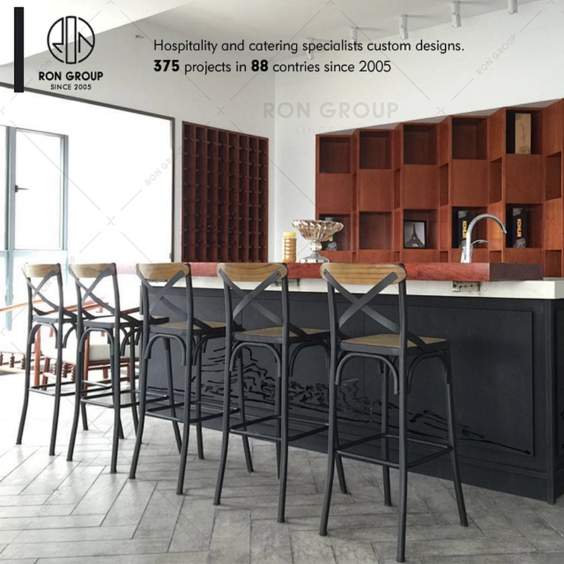 Wholesale Coffee Shop Vintage Crossback Wood Bar Chair