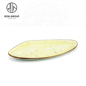Wholesale Triangular Narrow Plate Personalized Plates For Restaurant