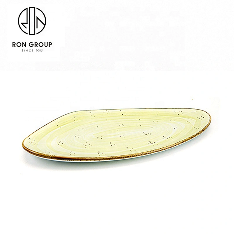 Wholesale Triangular Narrow Plate Personalized Plates For Restaurant