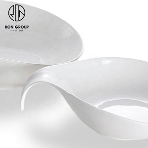 Hot Sell Exquisite White Ceramic Muskmelon Bowl For Restaurant