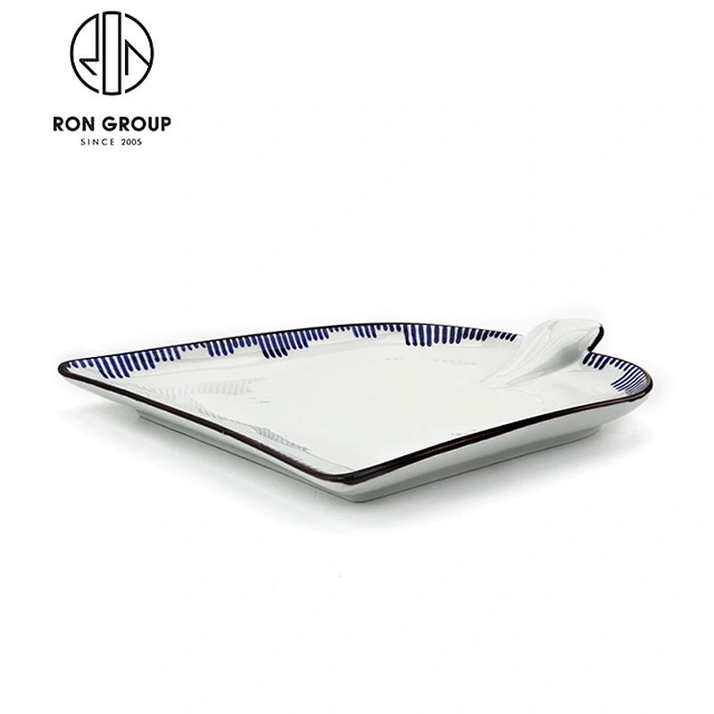 11 Inch Restaurant Triangle Shape Ceramic Salad Plate