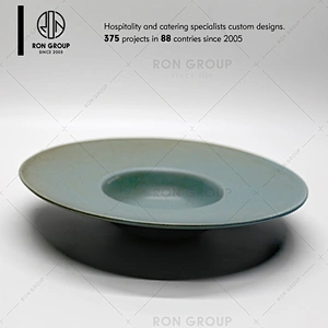 Hot Sale Restaurant Oval Green Ceramic Plate