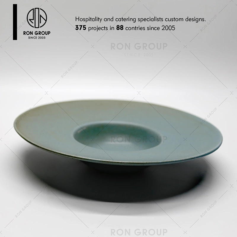 Hot Sale Restaurant Oval Green Ceramic Plate