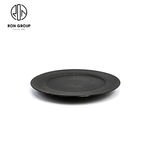 New Design Porcelain White Black Flat Round Dinner Plate For Restaurant