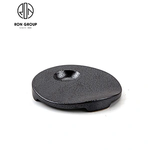 Elegant Round black plate with hole for restaurant