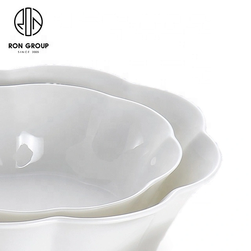Advanced Custom White Ceramic Flower Shaped Bowl For Restaurant