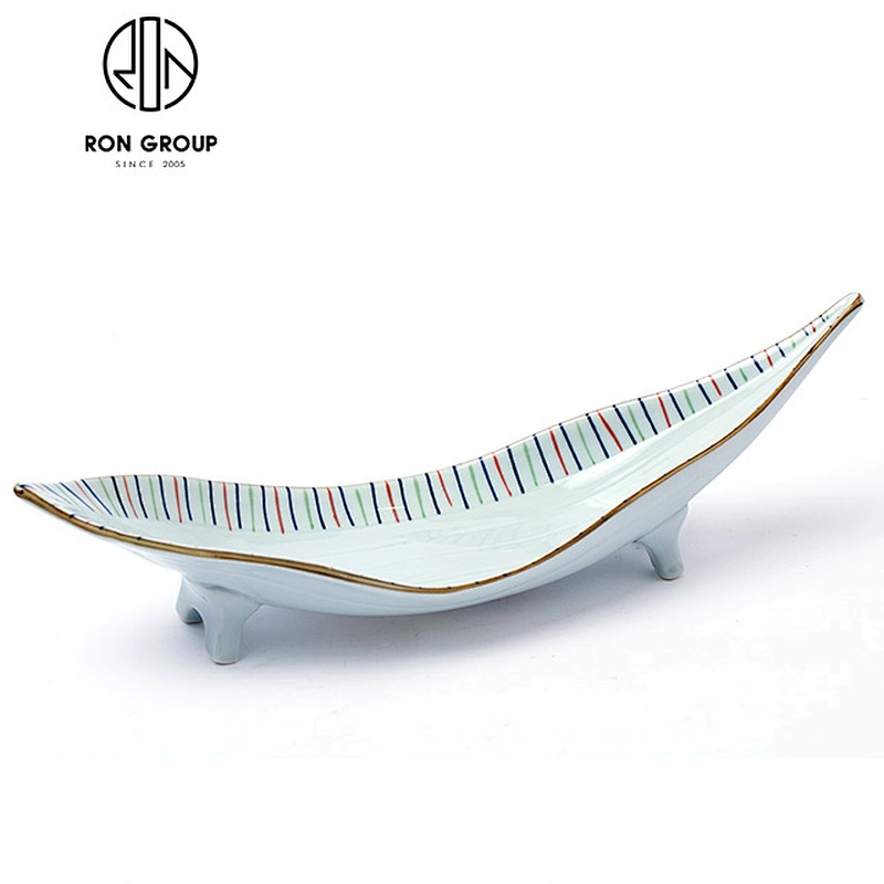 Japanese Tableware Boat Plate With Stand For Restaurant