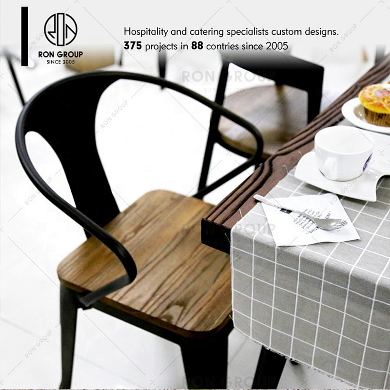 Wholesale Iron Modern Restaurant Comfortable Metal Dining Chair