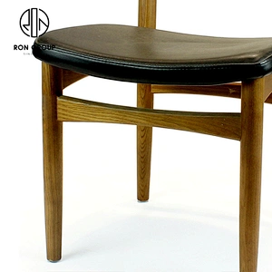 New Design Walnut Ash Solid Wood Lounge Horn Elbow Dining Room Chair