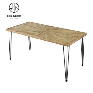 Lightweight Beautiful Eco-Friendly Portable Square Wooden Dining Table