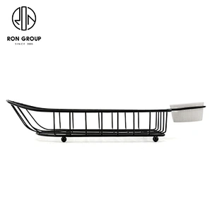 Factory Sale Metal Wire Black Boat-Shape Basket With Sauce Holder