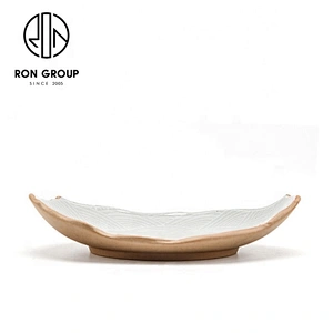 Wholesale Good Quality Irregular Shape Ceramic Plate Dinner