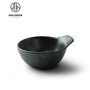 Food restaurant dinnerware ceramic bowl with handle