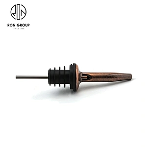 Stainless Steel Wine Pourers Bar Accessories Mixing Cocktail Bottle Pourer Metal Design