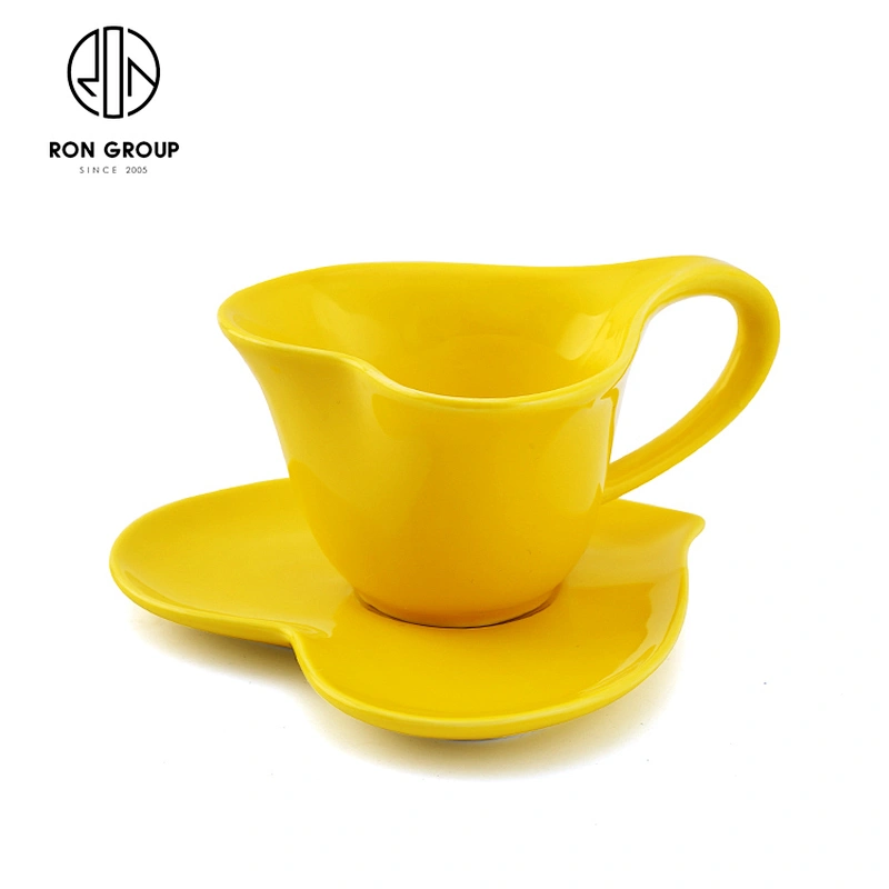 Chinese Suppliers Exquisite Shape Fashion Indoor Tableware Ceramic Coffee Tea Cups And Saucers