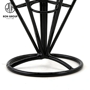 Black Spray Three Chips Durable Wire French Fry Food Display Rack