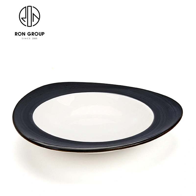Superior Quality Snack Restaurant Black Ceramic Triangular Dinner Plate