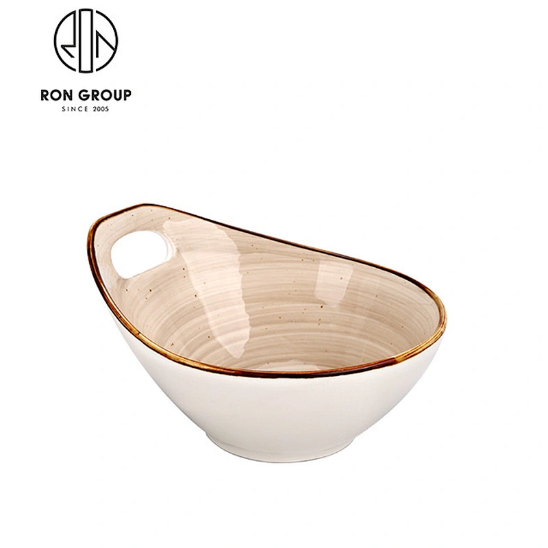 Wholesale Restaurant 7 Inch Triangle Shape Ceramic Plate