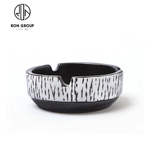 New Design 3.75 Inch Round Ceramic Ashtray For Office And Hotel