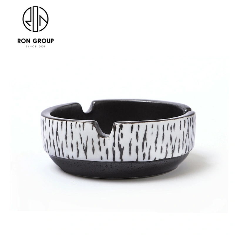 New Design 3.75 Inch Round Ceramic Ashtray For Office And Hotel