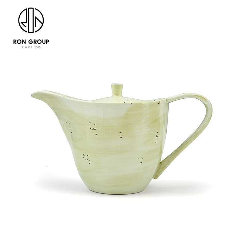 Factory Direct Heat Resistant Teapot White Porcelain Coffee Pot With Handle