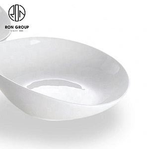 Hot Sell Exquisite White Ceramic Muskmelon Bowl For Restaurant