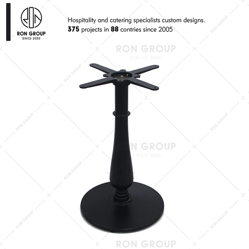 Durable 80*80 Size Solid Wood Restaurant Cafe Table