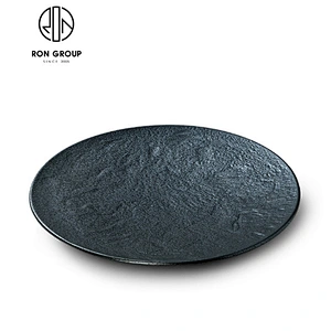 Wholesale black ceramic round shallow dinner plate