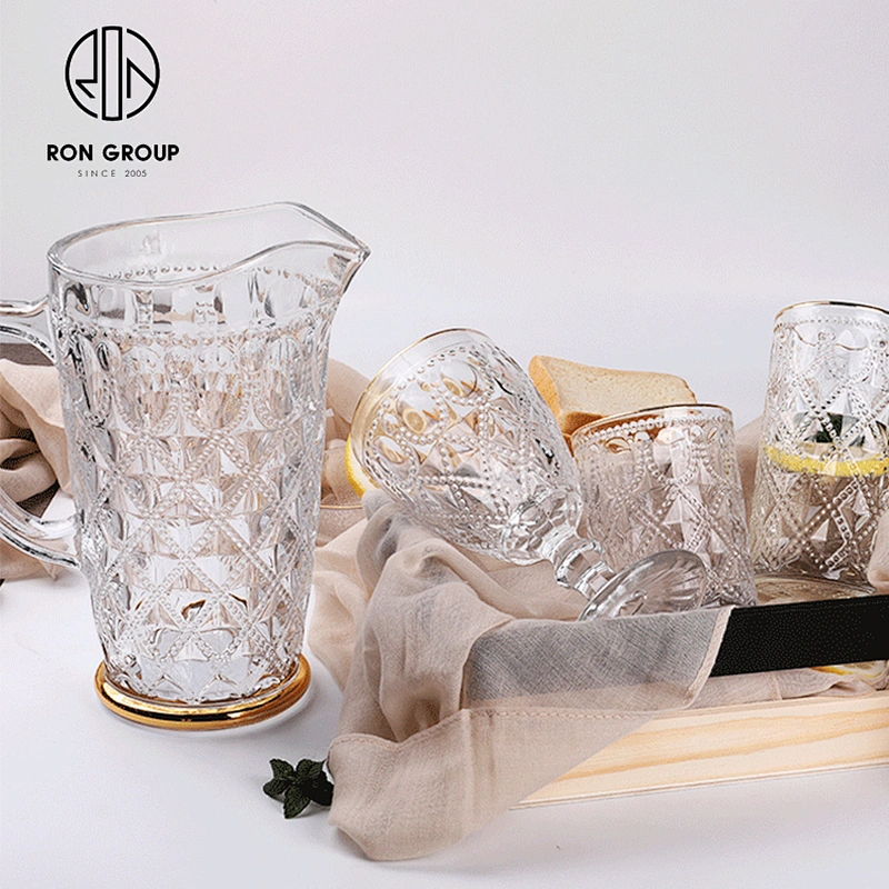 Factory Wholesale Elegant Diamond Glassware Vintage Goblet Wine Water Glass Set