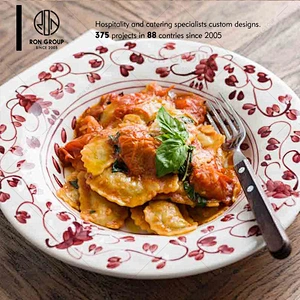 High Quality Hand-painted Dining Plate for Restaurant