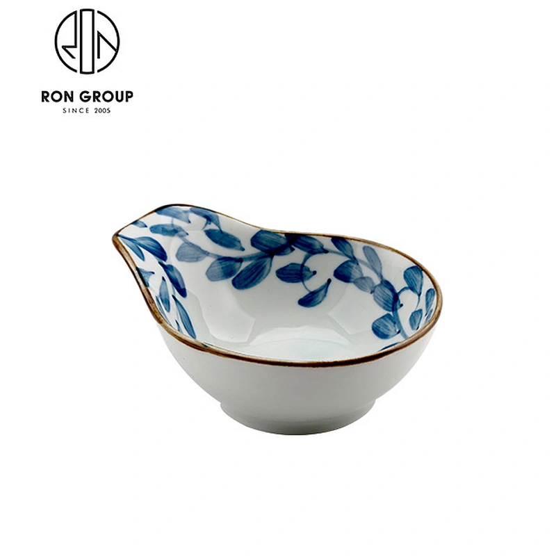 Restaurant 4.5 Inch Flower Shape Ceramic Small Plate