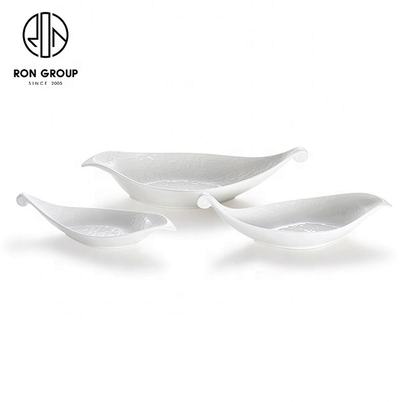 White Porcelain Dinnerware Boat Shaped Ceramic Bowls With Different Size