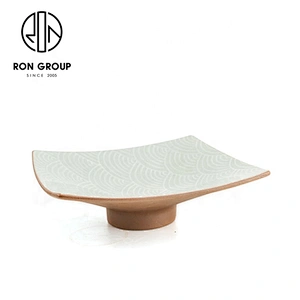 Custom Easy To Clean High Feet Square Ceramic Dinner Plate