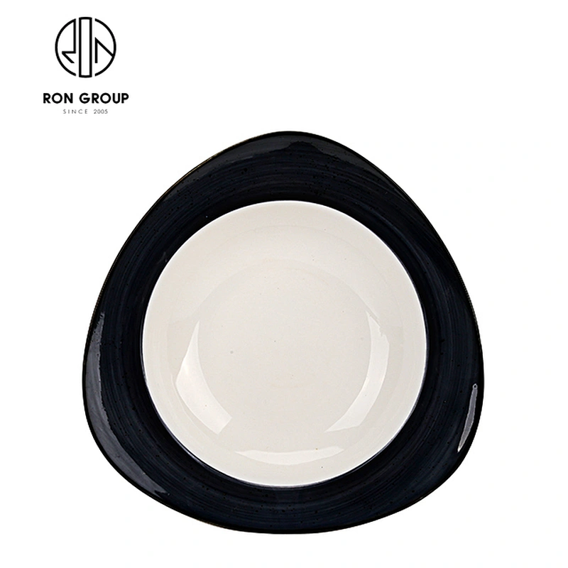 Superior Quality Snack Restaurant Black Ceramic Triangular Dinner Plate