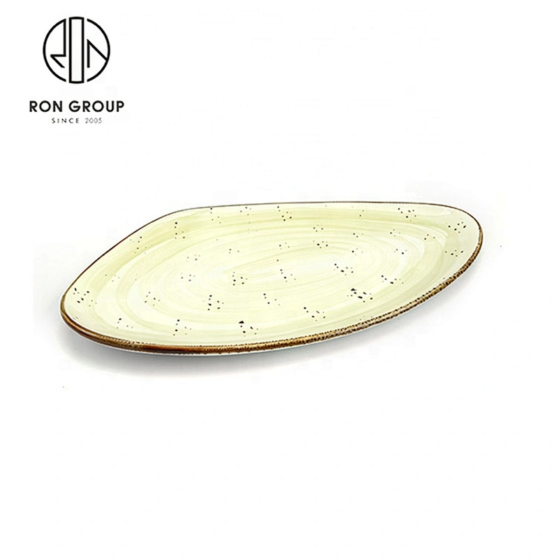 Wholesale Triangular Narrow Plate Personalized Plates For Restaurant
