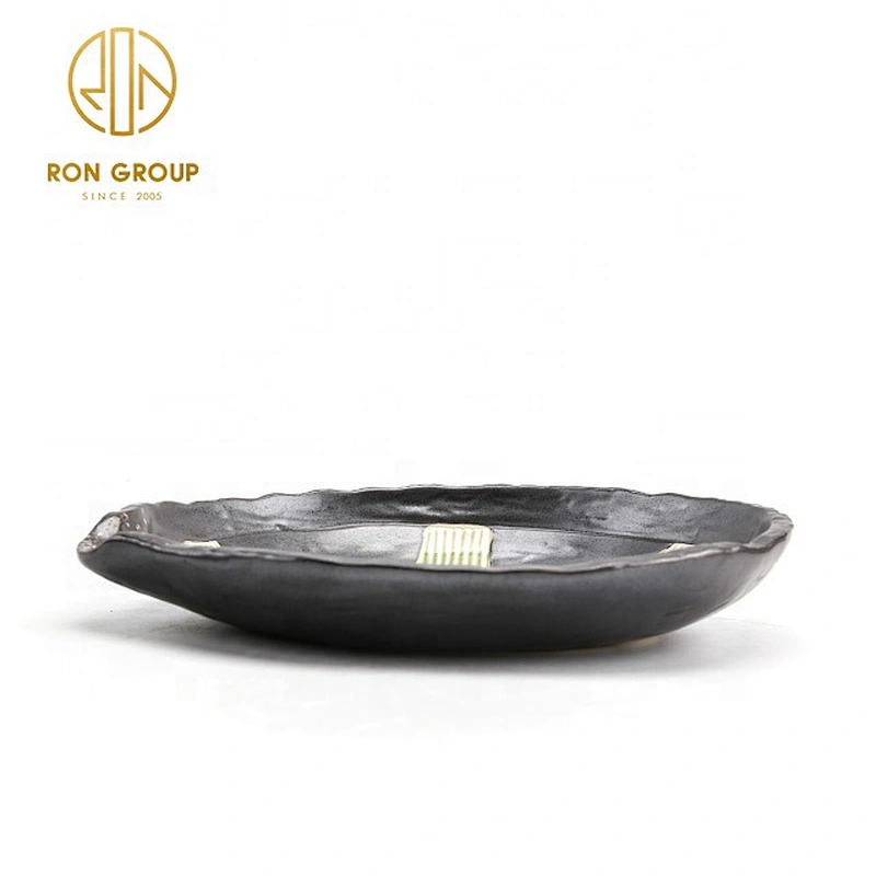 Classic Black And White Porcelain Round Soup Plate With Mouth