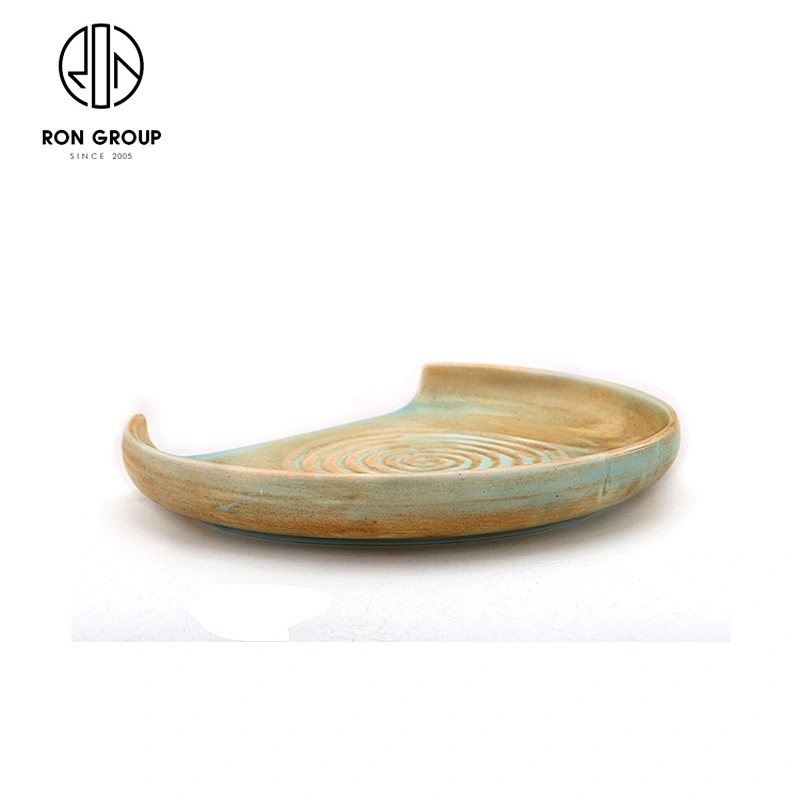 Wholesale Restaurant Irregular Dinnerware Half-Moon Ceramic Plates